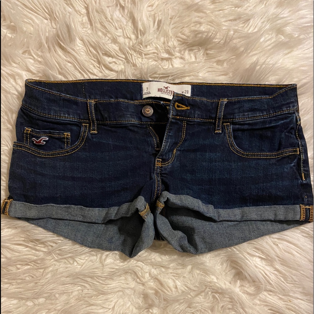Hollister blue jean shorts SIZE 7 waist 28